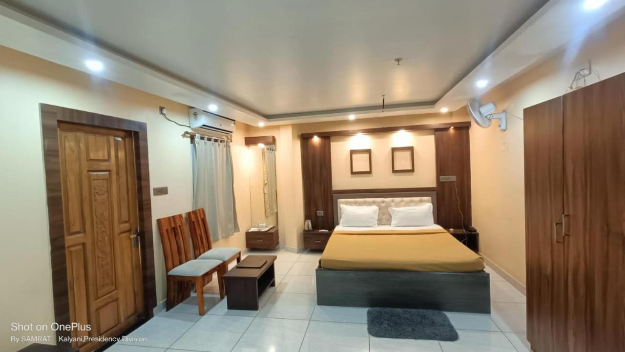 Trisplanet Kalyani Exterior foto