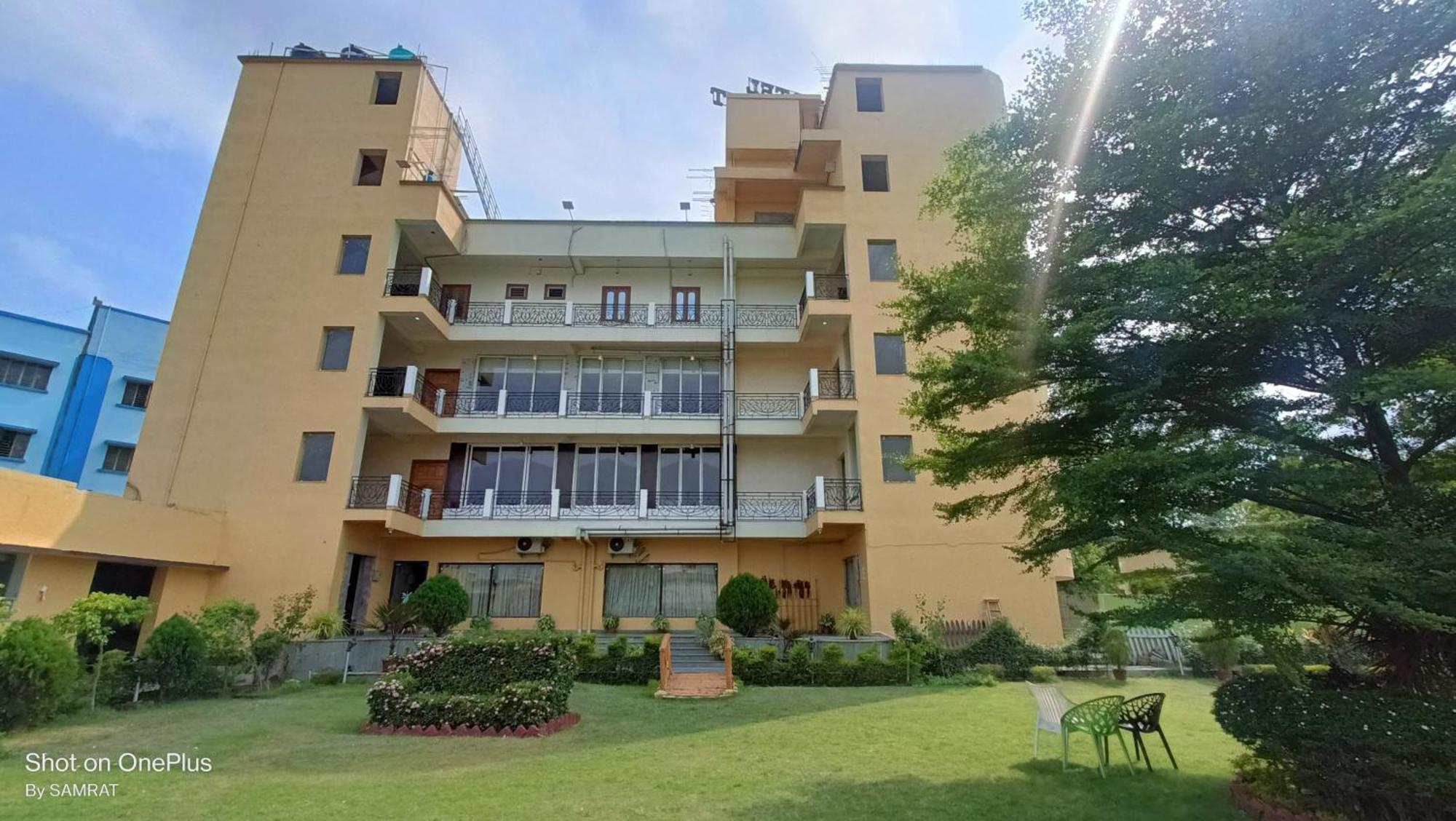 Trisplanet Kalyani Exterior foto